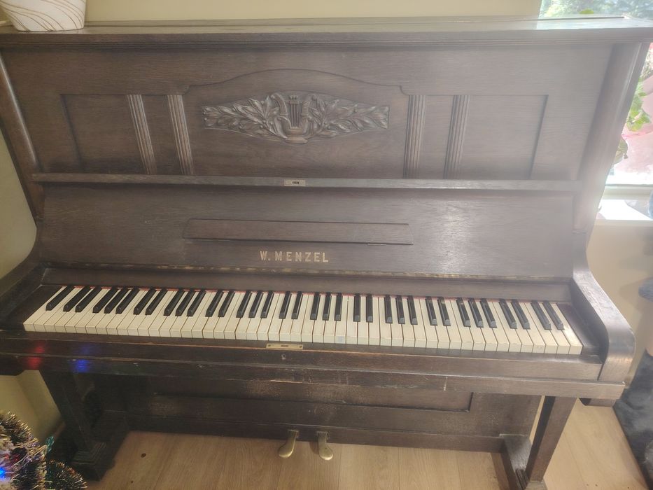 Продавам Немско пиано