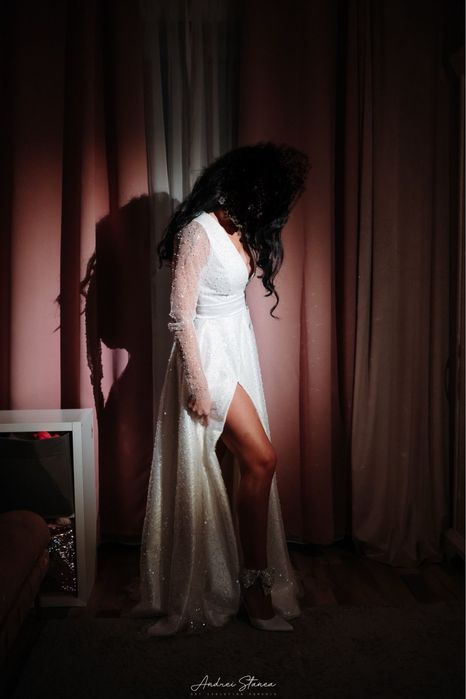 Rochita Mireasa ,purtata o singura data