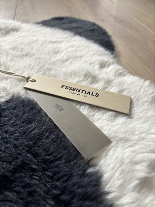 Къси панталони Essentials SS22 1977