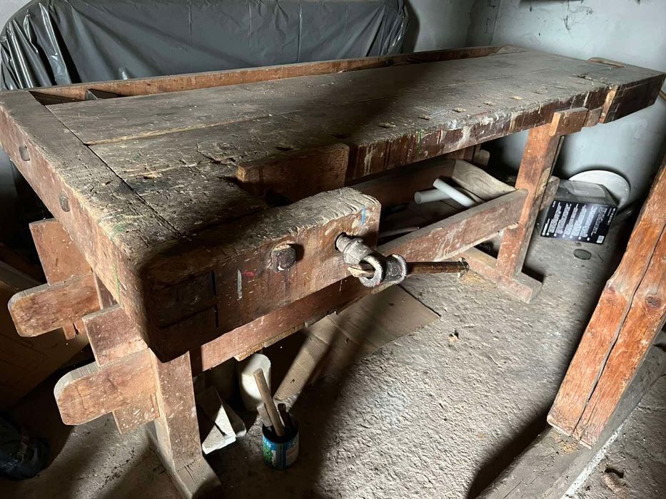 Дърводелски тезгях