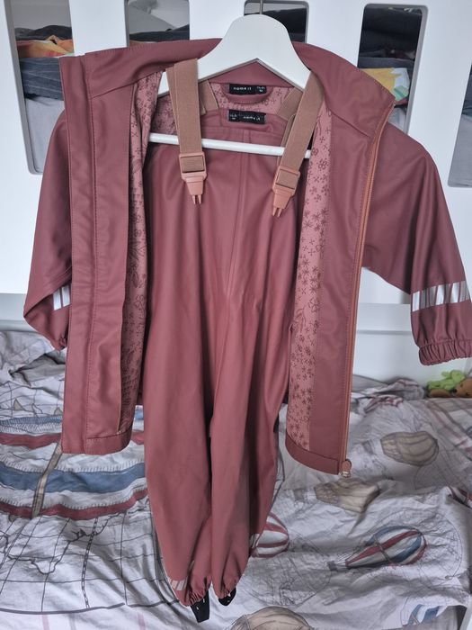 Водоустойчиво яке и панталон размер 92