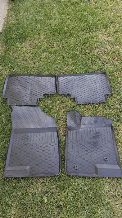 Оригинальные резиновые коврики Haval Jolion