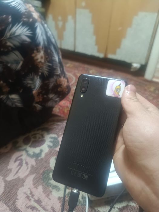 Прадаю самсунг а02