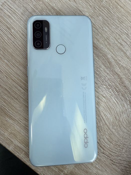 Продам смартфон Oppo