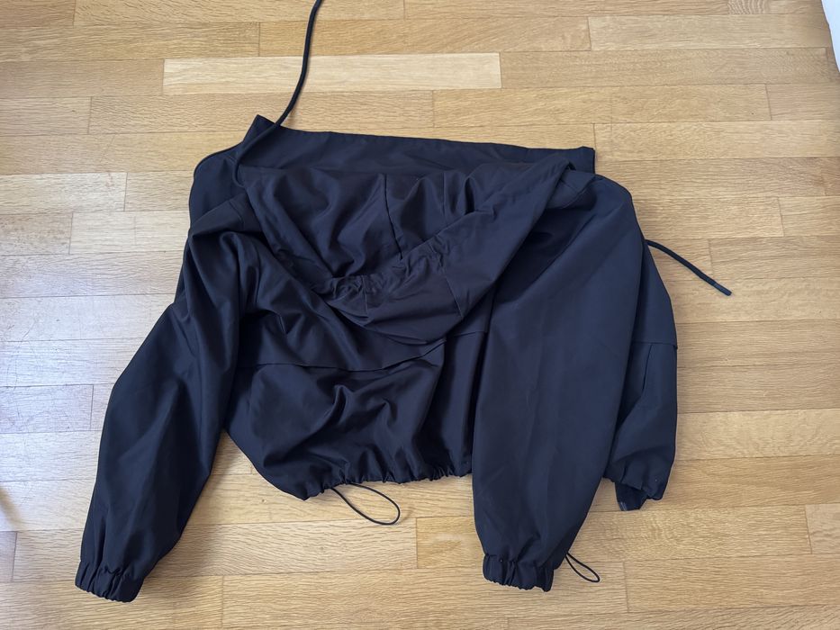Яке противовятърно с размер-18€