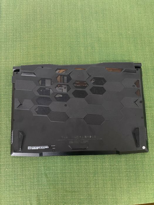Laptop gaming MSI Katana GF76 11UD