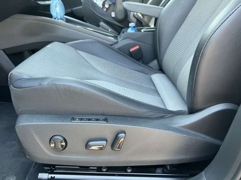 Skoda Enyaq iV60 Executive, термопомпа, гаранция