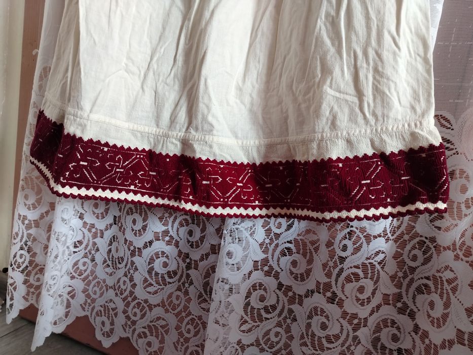 Costum popular ,ie din Arges