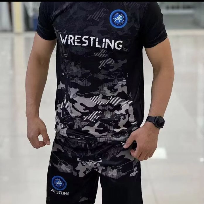 Футболка мужская