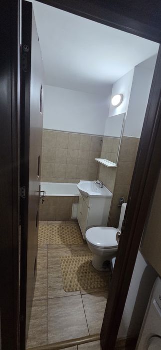 Închiriere apartament 2 camere decomandat zona 1 mai