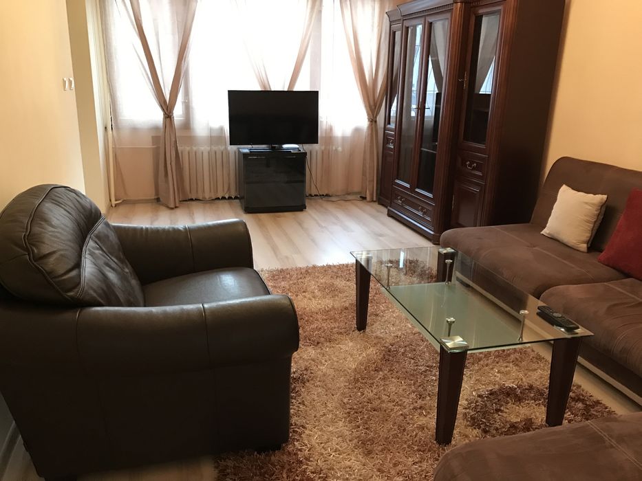 Дава се под наем Тристаен апартамент в София, Гоце Делчев - 110 кв.м за 847.62 € - Снимка #7