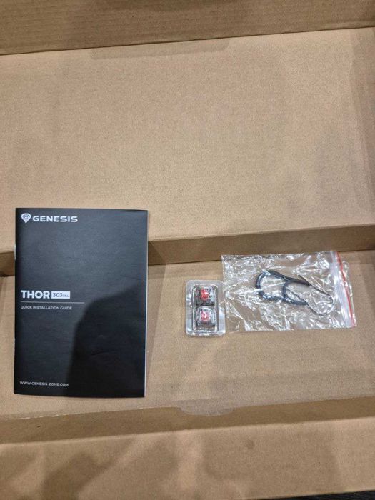 Механична клавиатура Genesis Thor 303 TKL – нова, неупотребявана