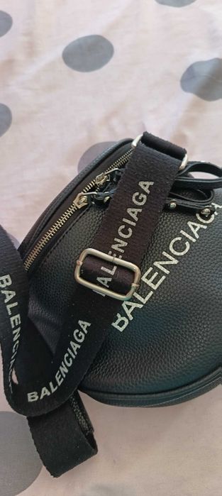 Дамска чанта маркова