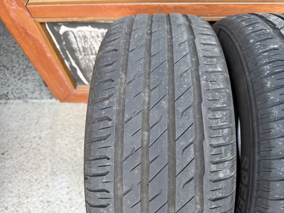 2бр. Летни Гуми С Борд 215/55R/16XL -SEMPERIT- DOT:1023+4822- 5,7мм.