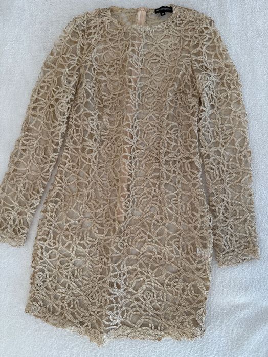 Рокля с брокат и дантела Алеса