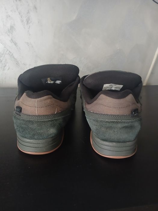 Adidasi pull&bear