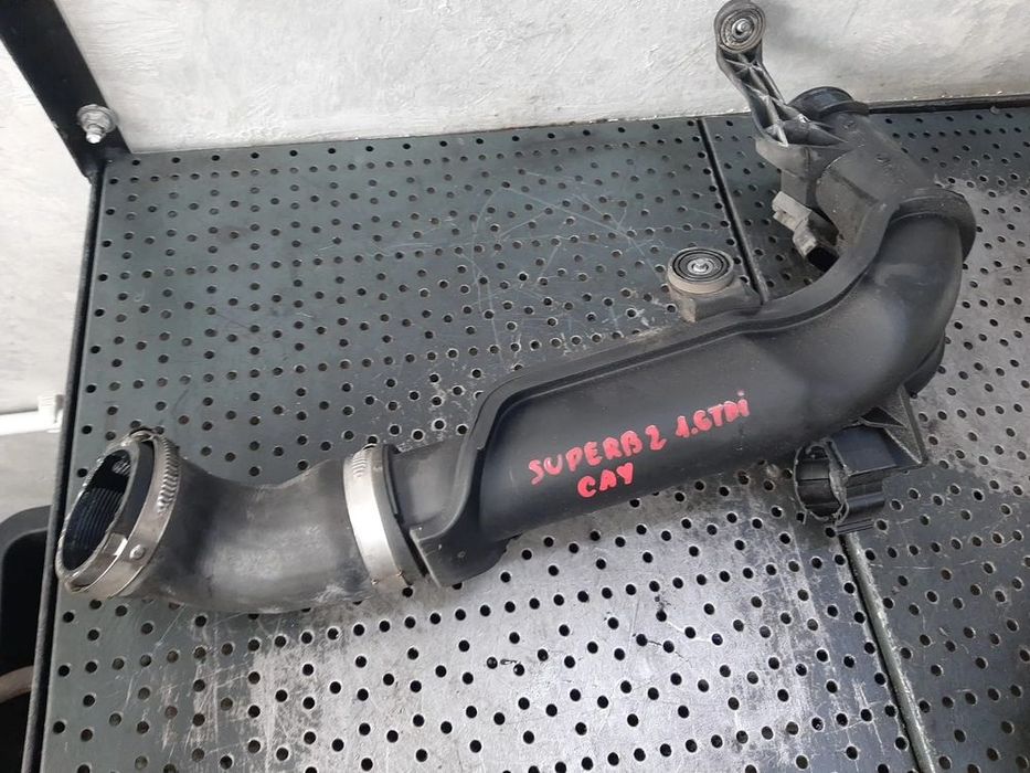 Furtun tubulatura intercooler 1.6 tdi cay vw golf 6 skoda superb 2 octavia 2 l1k0145762hs 1k0145838af