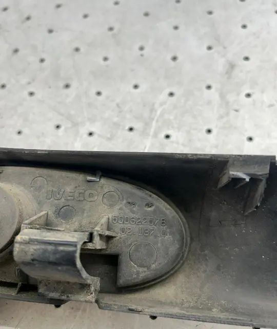 Lampa semnalizare pe aripa fata stanga 500322578 IVECO Daily 2003