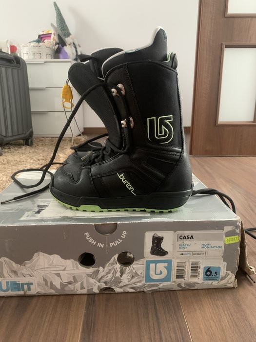 Boots burton marimea 37