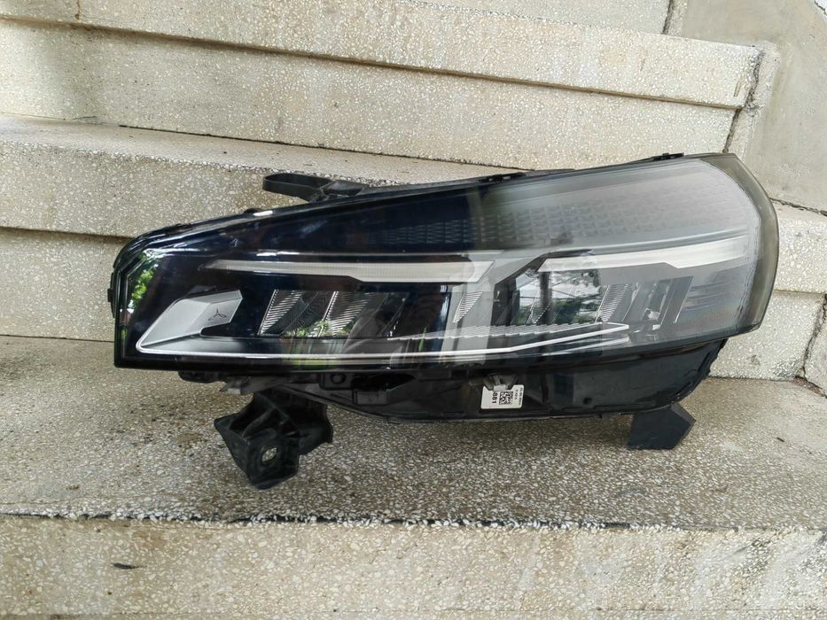 Фар Renault Clio 5 Face LED ляв / Фар Рено Клио 24г. Оринален
