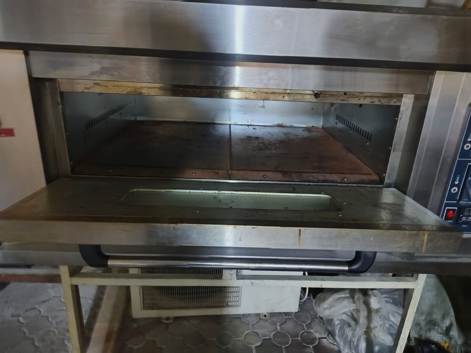 Продам духовой шкаф
