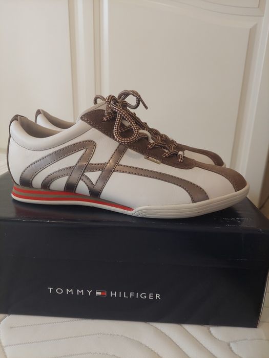 Tommy Hilfiger,  Чисто Нови обувки  40 номер.
