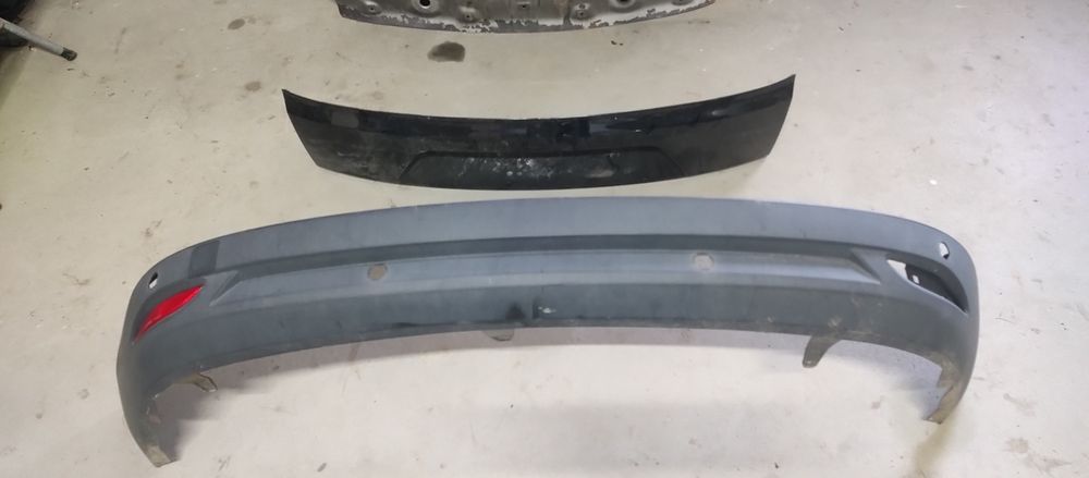Haion, bara spate și ornament haion Megan 3 break
