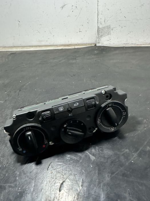 Panou comanda clima AC volkswagen vw jetta Golf 5 1.9 TDI 2.0 TDI