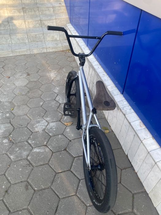 Продам бмх срочно
