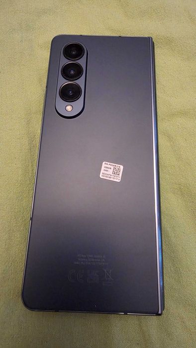 Сгъваем телефон Samsung Fold 4