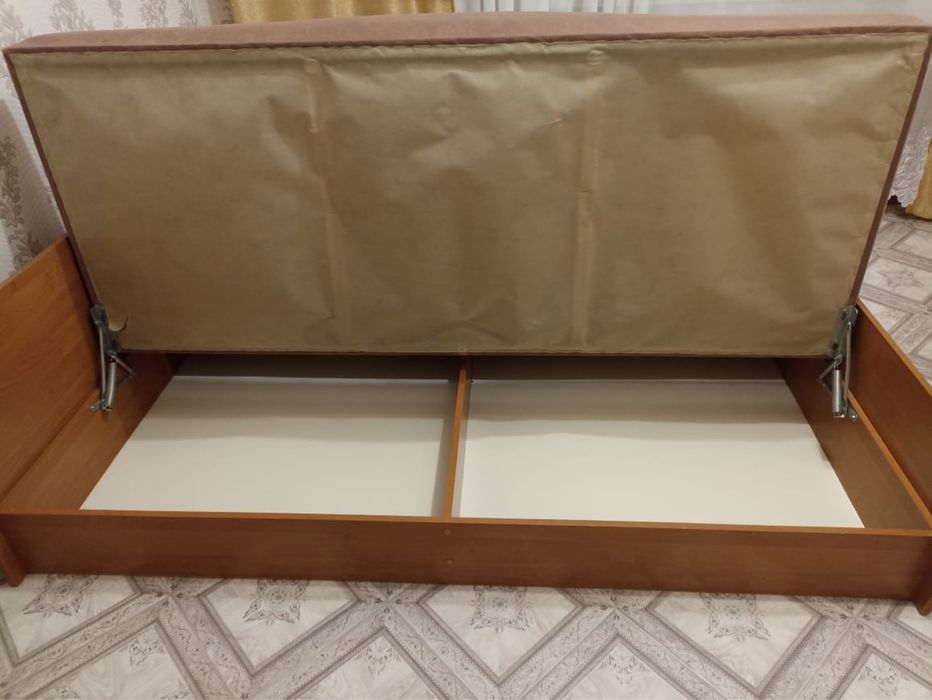 Срочно! Продам двуспальную кровать