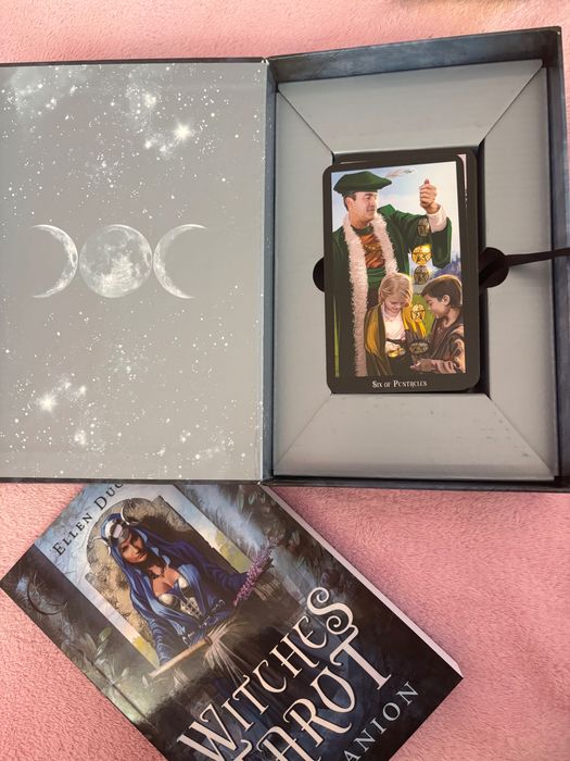 Таро карти - чисто нови тестета/колоди. Tarot cards