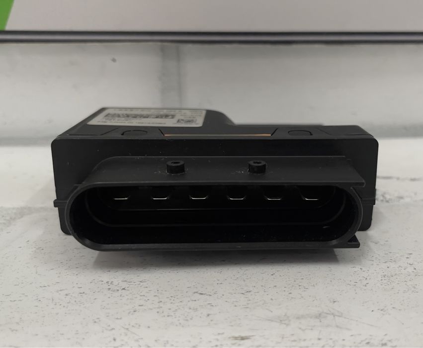 Модул управление горивна помпа AUDI 80A906093A