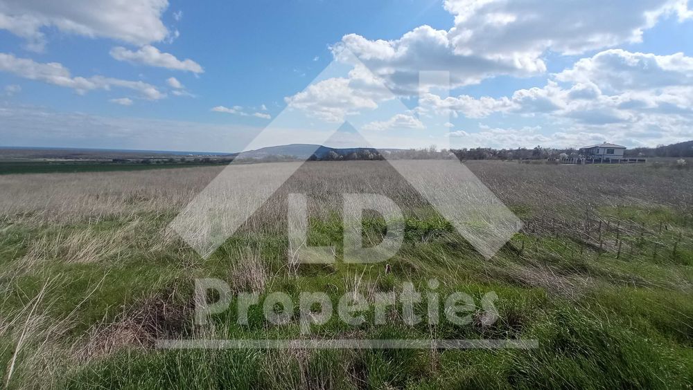 Продава се Парцел в с. Рогачево, Област Добрич - 6444 кв.м за 15 €/кв.м - Снимка #1