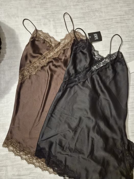 Сет със сатенена рокля