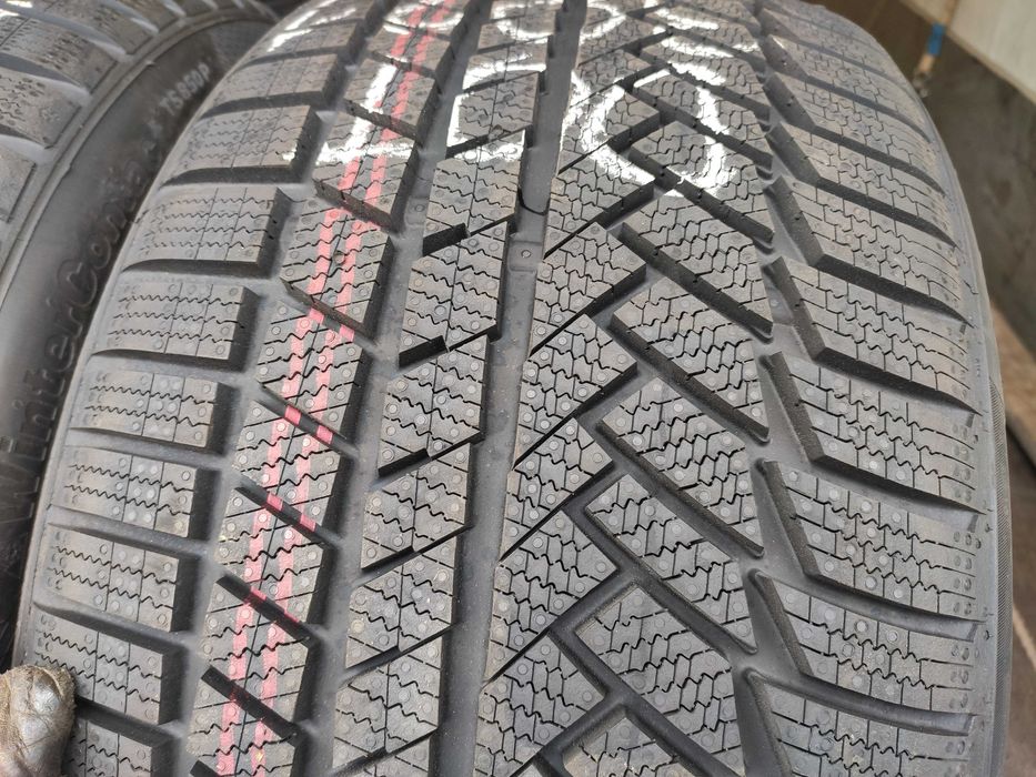 2бр Нови Зимни гуми 275 40 18 - Continental