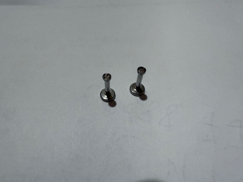 Обеци за хрущял нови