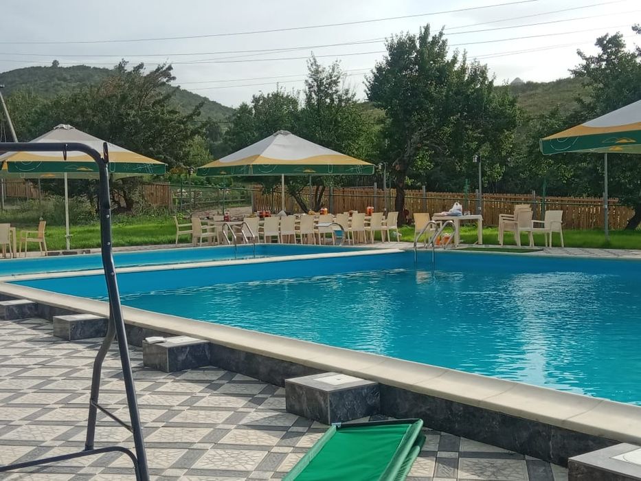 Коттедж посуточно, Дом с бассеном