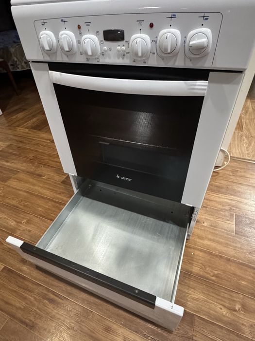 Продам Газ плиту