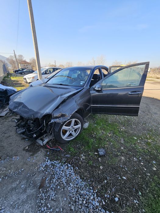 Mercedes w203 цяла за части
