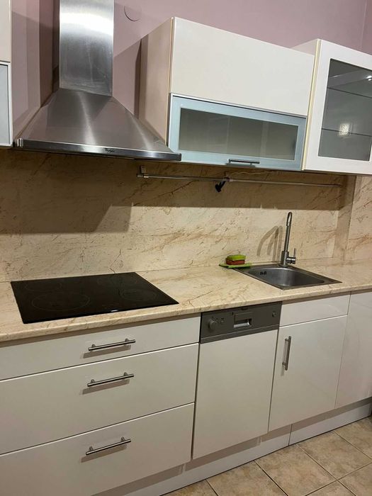 Продава се Тристаен апартамент в Варна, Възраждане 1 - 96 кв.м за 1459 €/кв.м - Снимка #8