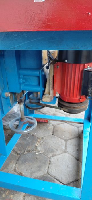 Продам фрезерный станок