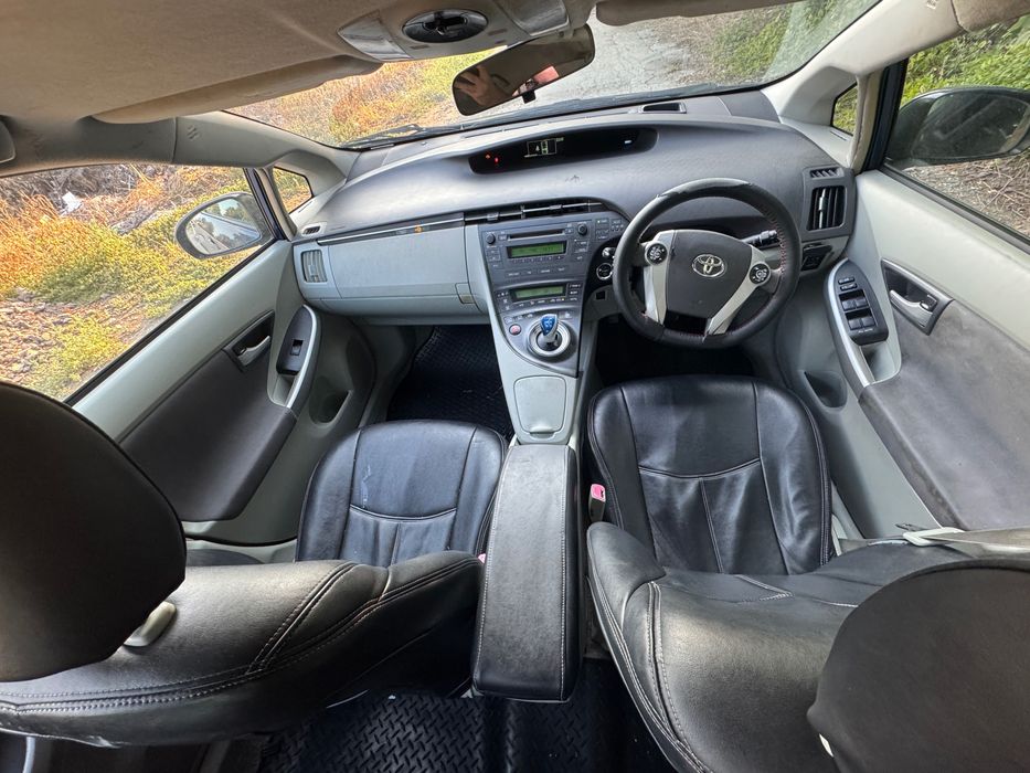 На части Toyota Prius hybrid Тойота Прус хибрид на части 1.8