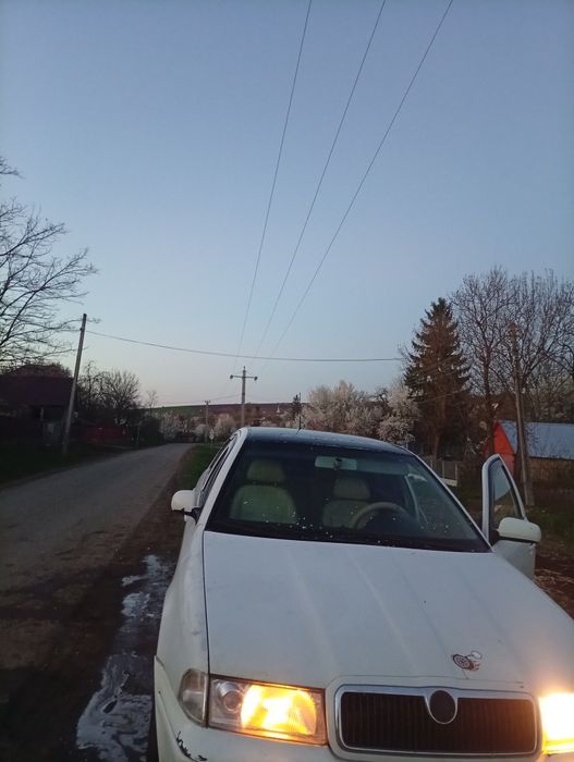 Vând Skoda Octavia