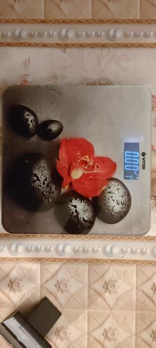 Весы напольные, электронные до 180 кг