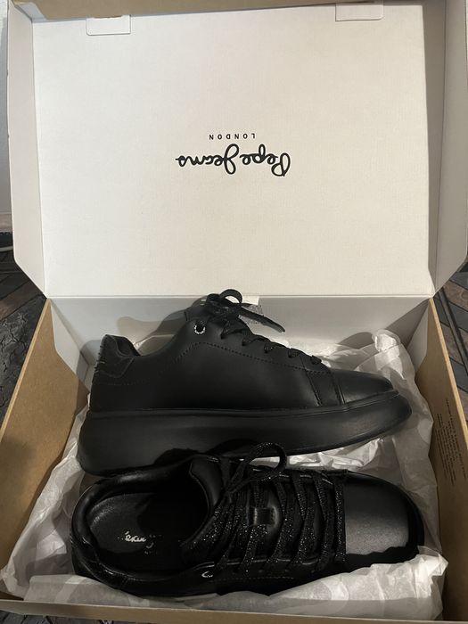 Продавам обувки