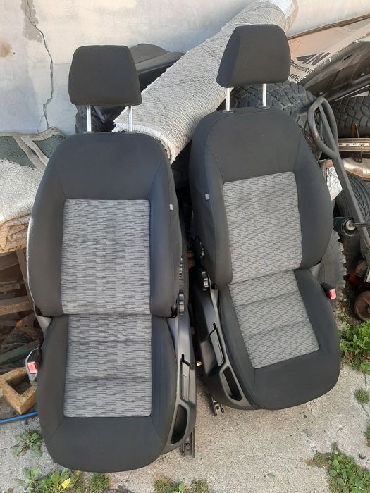 Седалки за Шкода Октавия -2
