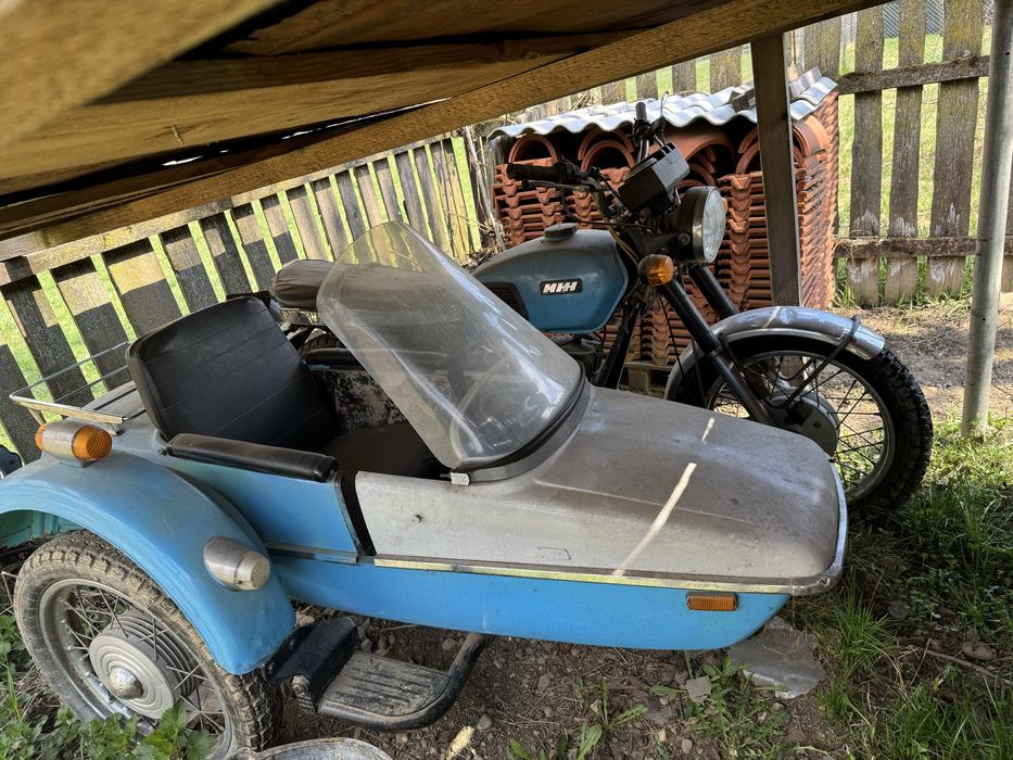 Motocicleta jupiter 4