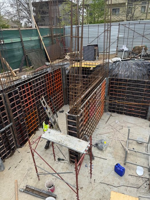 Închiriere și vânzare Cofraje Paschal! Cofraje Metalice Germane! Fără Macara! Pereți și Fundații  de Beton