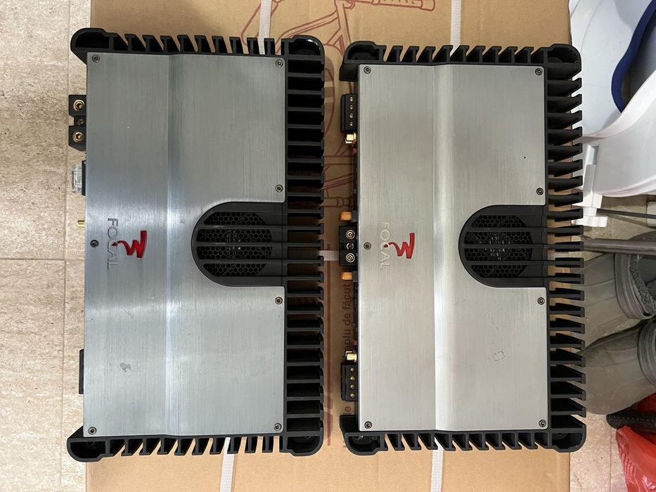 De vanzare 2 amplificatoare/stații auto Focal